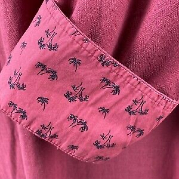 🆕 TB Red Herringbone Long Sleeve Button Down - Picture 3 of 5